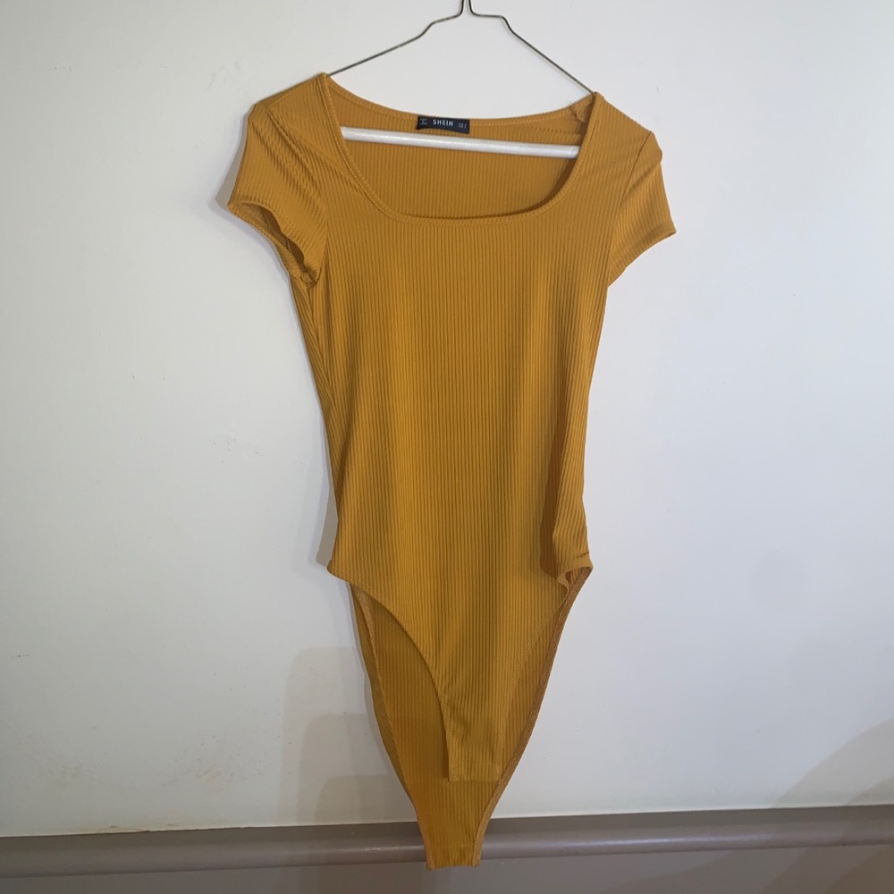 SHEIN YELLOW BODYSUIT